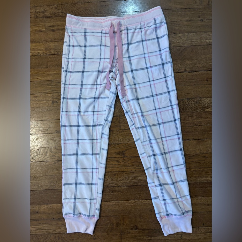 Jaclyn Intimates Pajama Pants, Child’s Size XL, Great Condition! Measurements